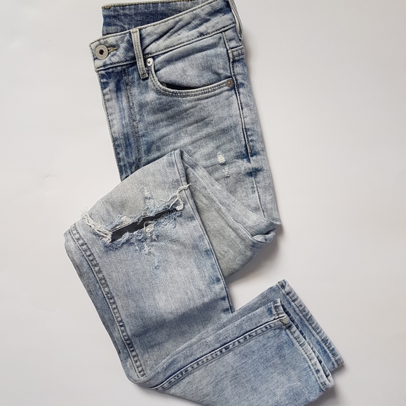 H&M - High Rise Acid Wash Skinny Jeans - Picture 2 of 5